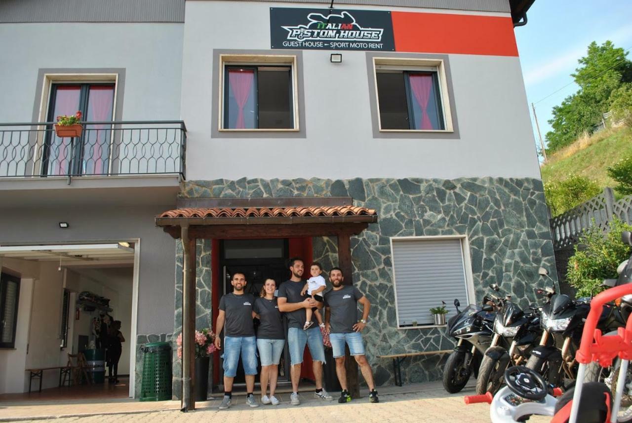 Italian Piston House Sport Moto Rent Bed & Breakfast Millesimo Exterior photo